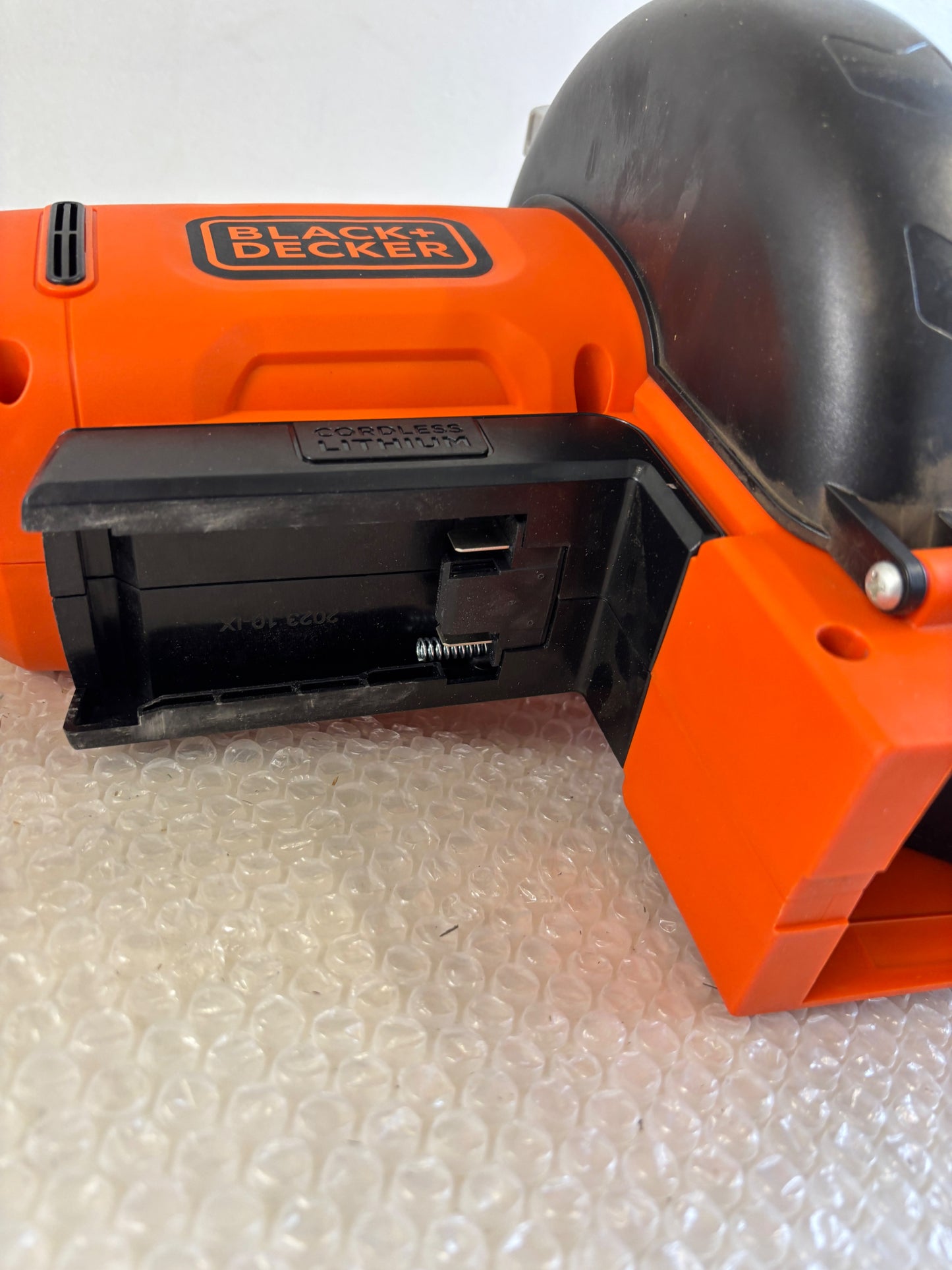 b47ec36e67ff83094da0b4996dd6be3e